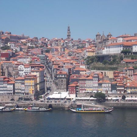 Almenara Suites Guest House Vila Nova de Gaia Exterior photo